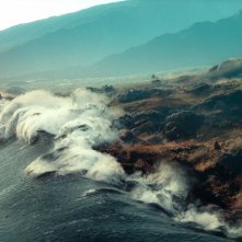 La Palma: un'impressionante tsunami travolge la costa