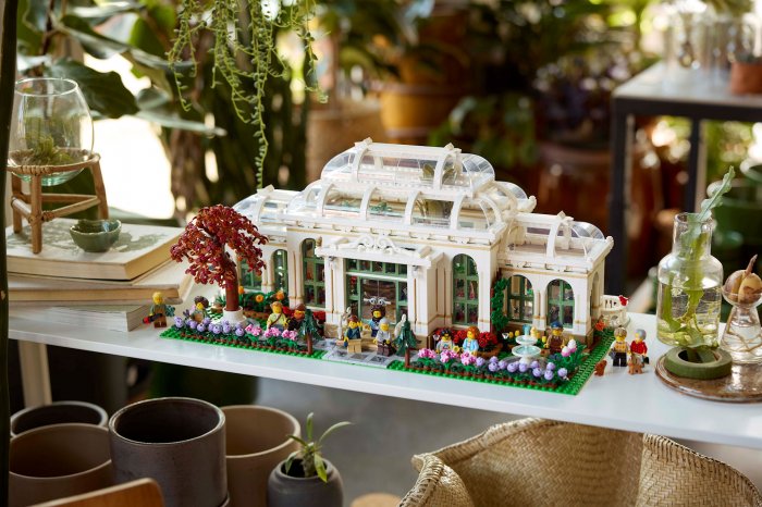 Un angolo di Italia nel mondo Lego: quattro chiacchiere con i designer della Baita e del Giardino botanico