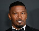 Jamie Foxx colpito da un bicchiere durante i festeggiamenti del suo compleanno