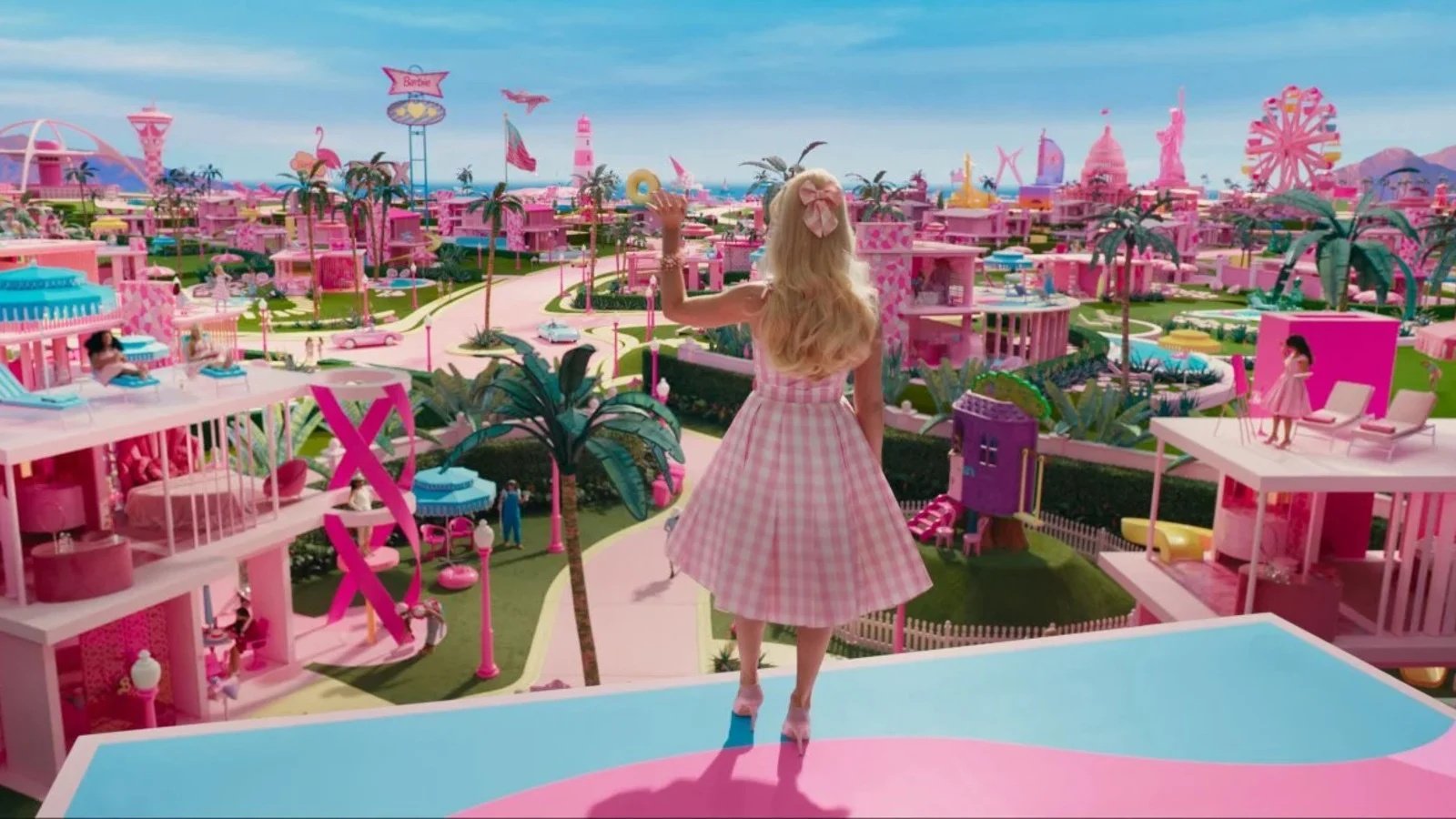 Immagine da una scena di Barbie.