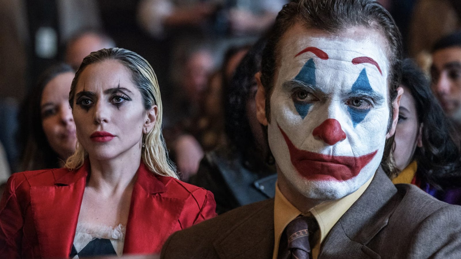 Lady Gaga e Joaquin Phoenix in una scena di Joker: Folie à Deux