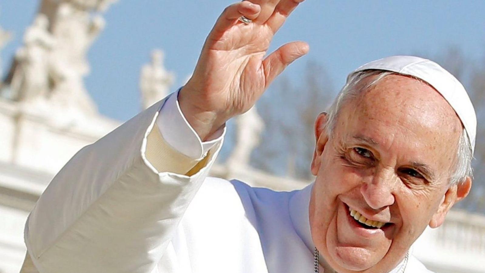 Un primo piano di Papa Francesco