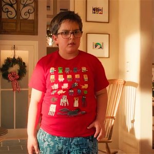 Dear Santa: Robert Timothy Smith in una scena