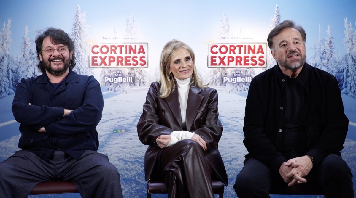 Cortina Express visto da Christian De Sica, Lillo e Isabella Ferrari: "Un film di Natale dal tono swing"