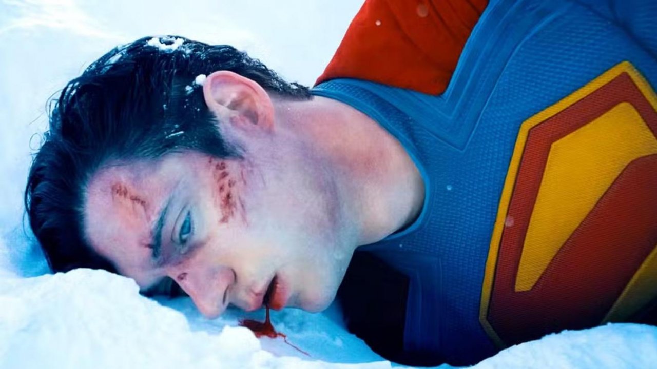 Superman nella neve