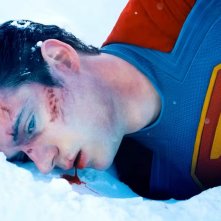 Superman: David Corenswet sanguinante nella neve