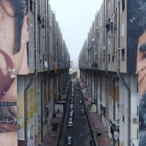 Trentatré: murales sui palazzi della città