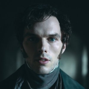 Nosferatu: un primo piano di Nicholas Hoult