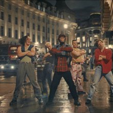 Better Man: un momento musicale del film