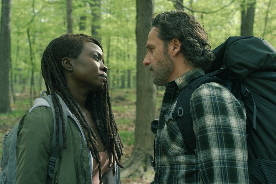 The Walking Dead The Ones Who Live Andrew Lincoln Danai Gurira Scena Serie Tv Sky Now