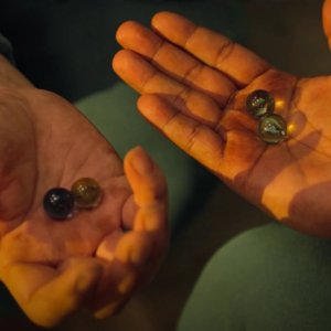 Squid Game. Il gioco delle biglie nella serie Netflix.