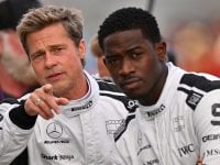 F1, le reazioni dei veri piloti al film di Brad Pitt: 'Bene le scene in pista, ma è troppo romanzato'