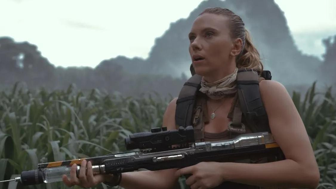 jurassic world il mistero sul titolo del sequel con scarlett johansson