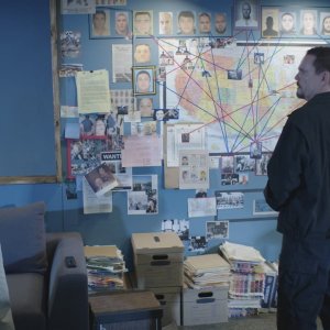 Wire Room: Bruce Willis e Kevin Dillon in una foto