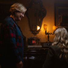 Al progredire della notte: Lucia Vasini in una scena