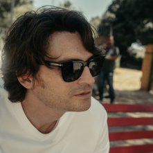 Io sono la fine del mondo: Angelo Duro in una scena del film