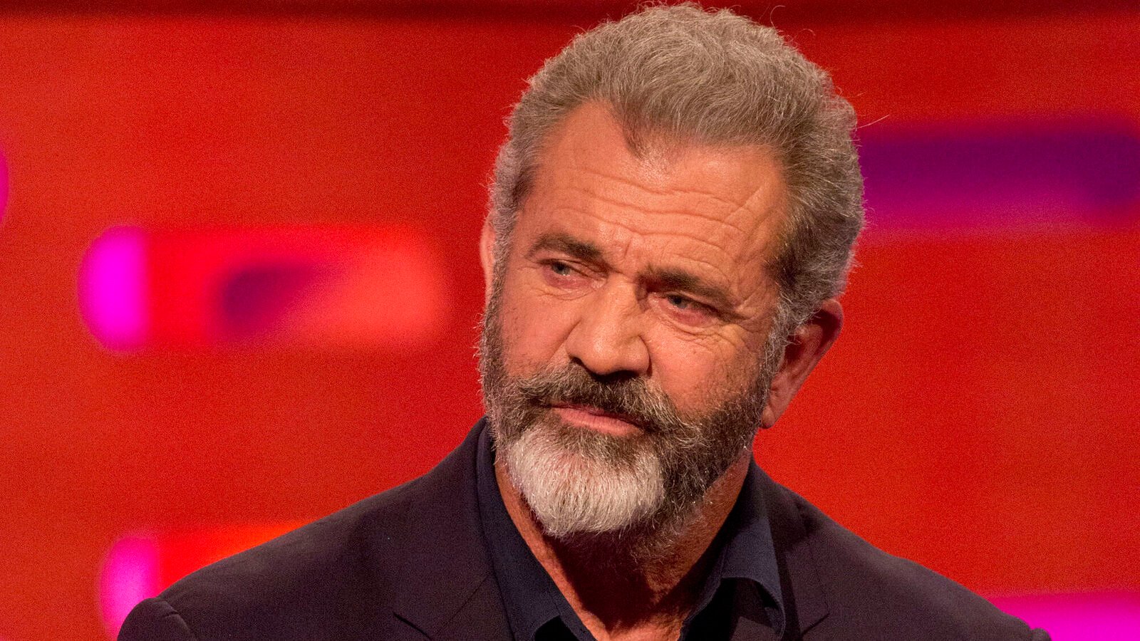 Un primo piano di Mel Gibson