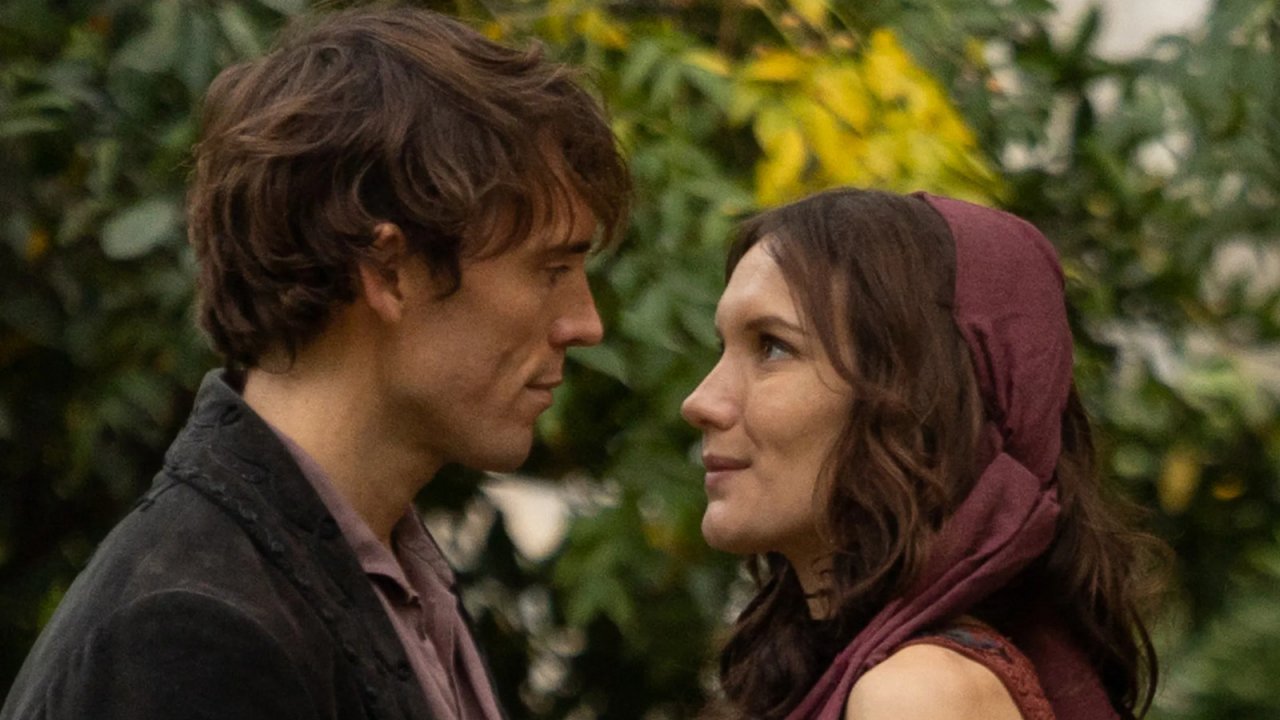 Sam Claflin e Ana Girardot ne Il conte di Montecristo