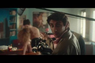 Diva Futura - Trailer del biopic su Riccardo Schicchi con Pietro Castellitto