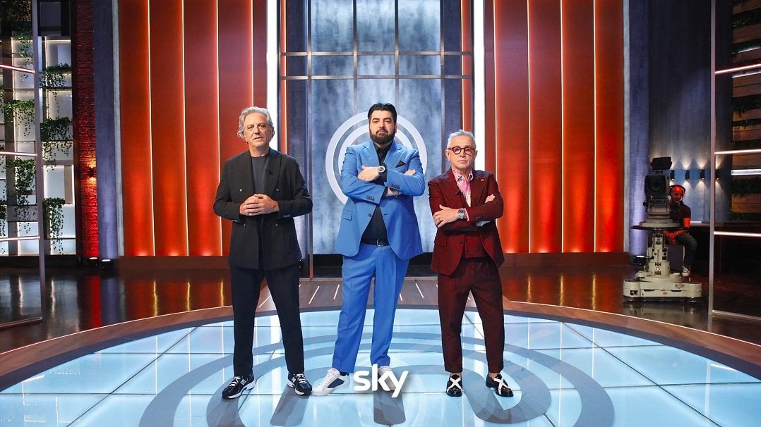 MasterChef Italia 14, stasera su Sky una puntata ecosostenibile: gli ospiti e le prove di giovedì 16 gennaio