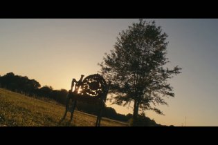 The Woman In The Yard - Trailer dell'horror di Jaume Collet-Serra