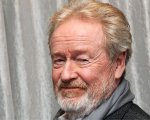 Ridley Scott in lite con Paramount, stop al biopic sui Bee Gees: 'Sono caro, ma sono dannatamente bravo'