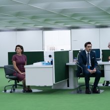 Scissione. Tramell Tillman, Alia Shawkat, Stefano Carannante e Bob Balaban in una scena della seconda stagione.