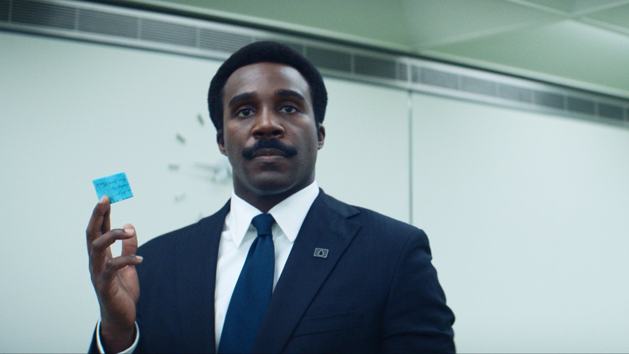 Una scena di Scissione con Tramell Tillman