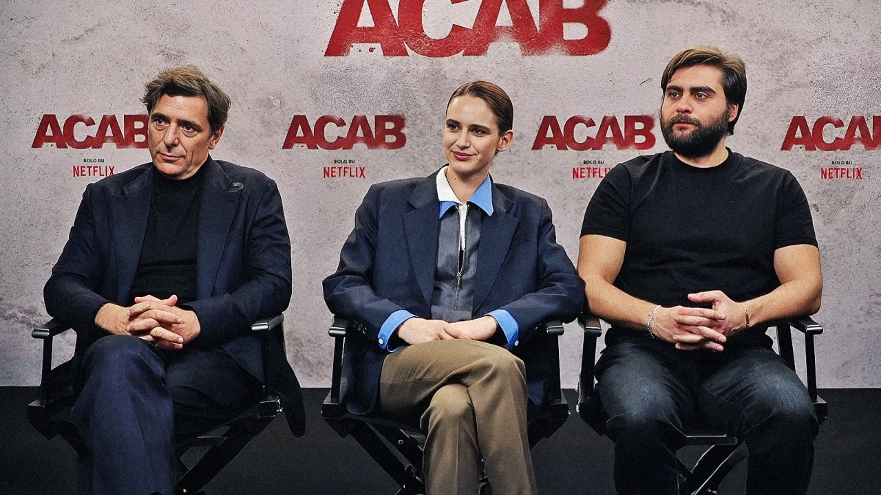 Adriano Giannini, Valentina Bellè, Pierluigi Gigante, tra i protagonisti di ACAB