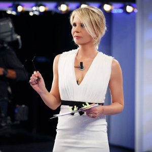 C'è posta per te: Maria De Filippi legge la storia di uno degli ospiti