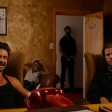 Ida Red: Franj Grillo e Josh Hartnett in una scena del film