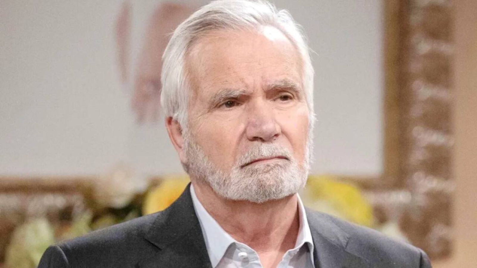 Eric Forrester interpretato da John McCook