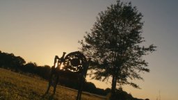 The Woman In The Yard - Trailer italiano dell'horror Blumhouse di Jaume Collet-Serra