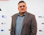 Joe Russo investe nella squadra di calcio Sheffield United, seguendo l'esempio di Ryan Reynolds