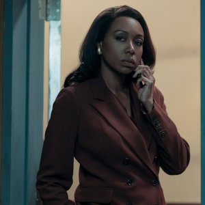 The Night Agent. Amanda Warren in una scena della seconda stagione.