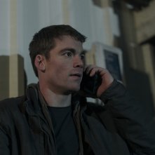 The Night Agent. Gabriel Basso in un'immagine della seconda stagione.