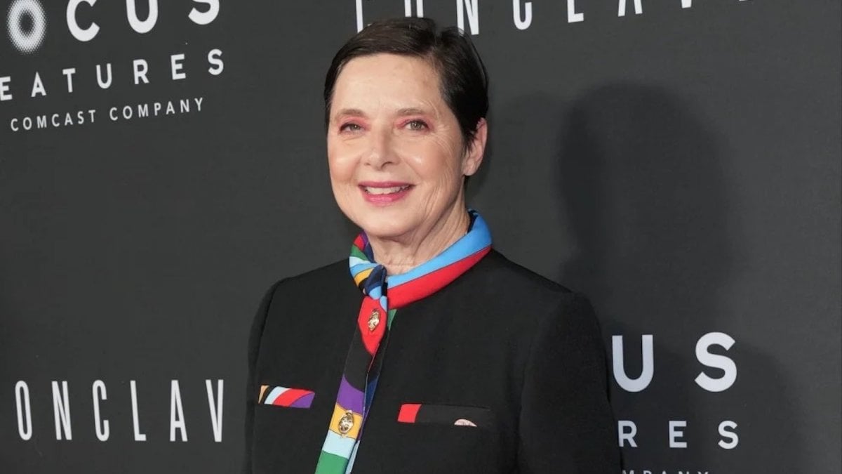 Oscar 2025, la gioia di Isabella Rossellini: "Vorrei che i miei genitori fossero vivi, penso a David Lynch"