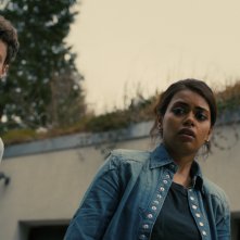 Companion: Jack Quaid in una scena