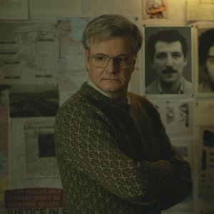 Lockerbie. Colin Firth in una sequenza della serie.