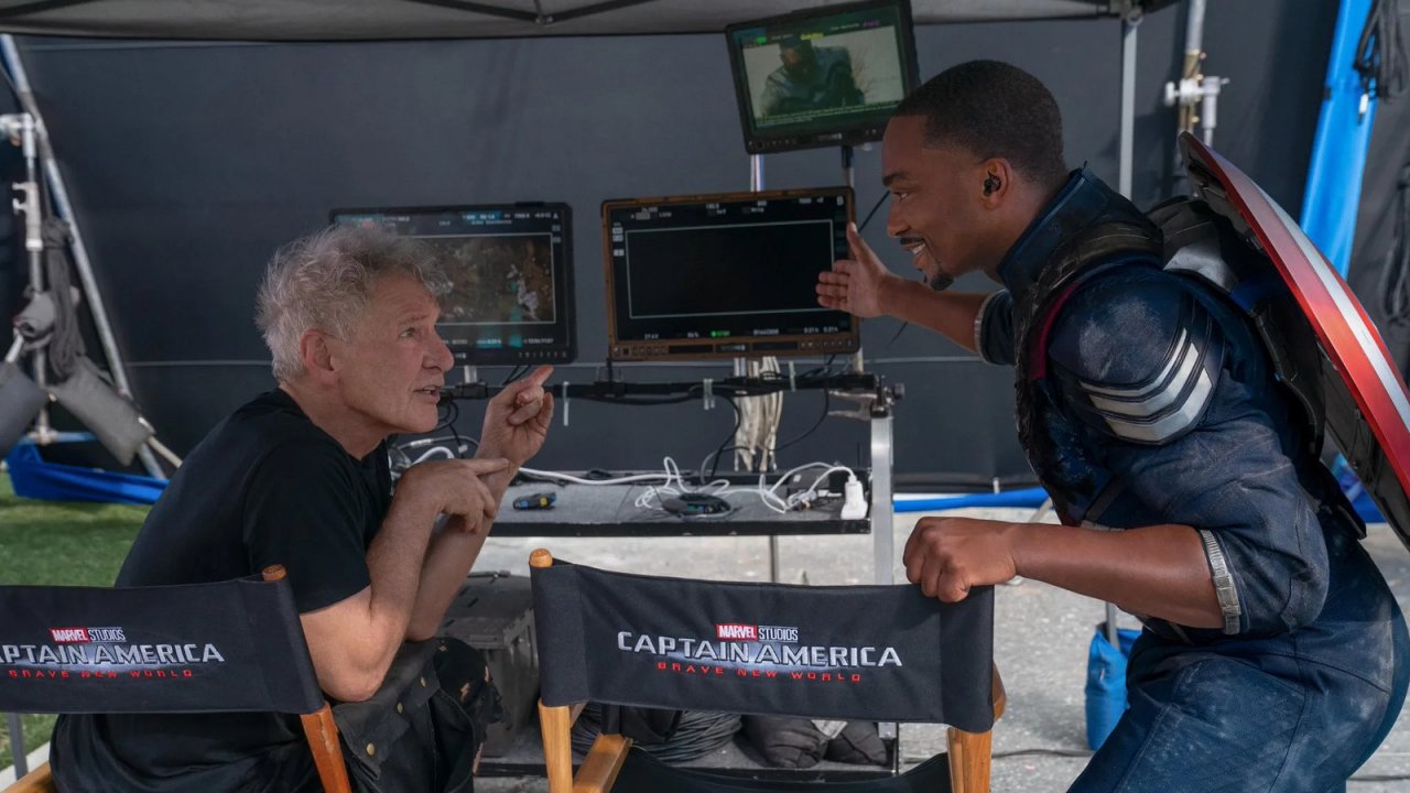 Harrison Ford e Anthony Mackie sul set di Captain America 4