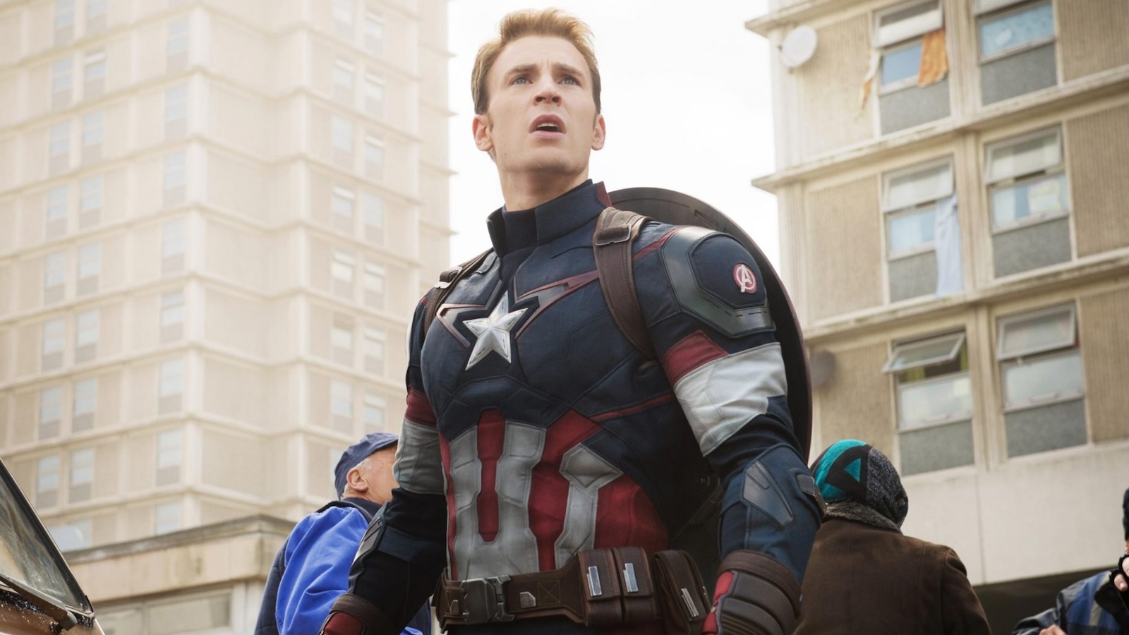 Chris Evans nei panni di Captain America