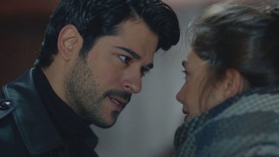 Endless Love, anticipazioni 16 gennaio: Kemal intrappolato nella camera  iperbarica, la tragedia incombe