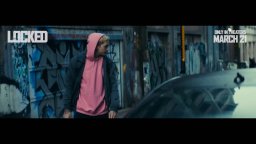 Locked - Trailer del thriller prodotto da Sam Raimi con Bill Skarsgård e Anthony Hopkins