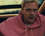 Bill Skarsgård torturato in un SUV da Anthony Hopkins nel trailer di Locked, prodotto da Sam Raimi