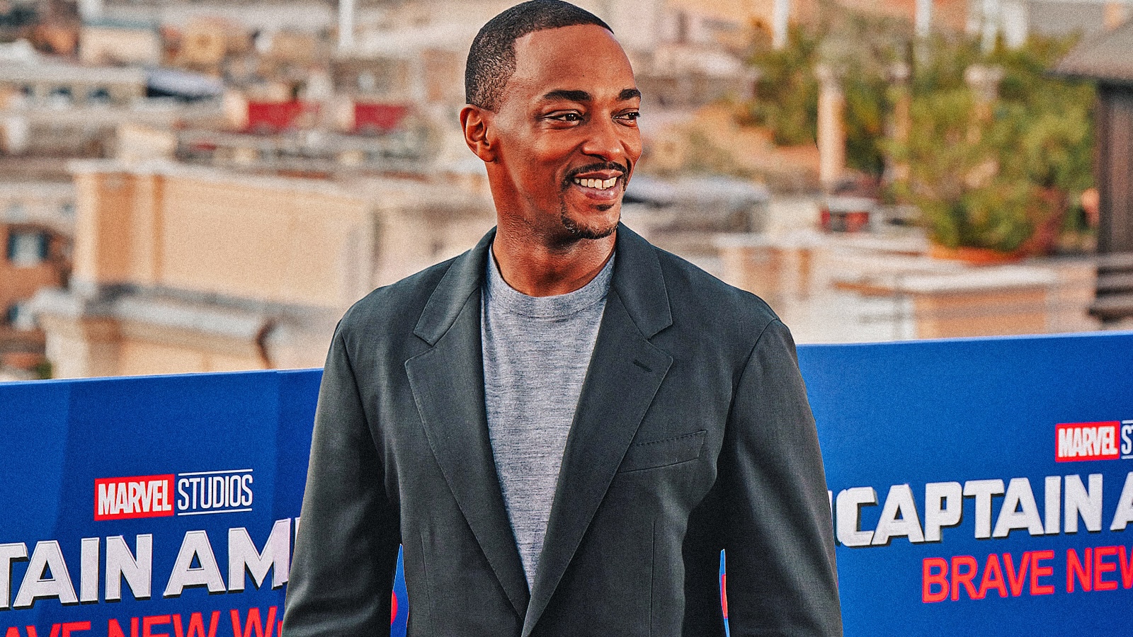 Anthony Mackie è il nuovo Captain America