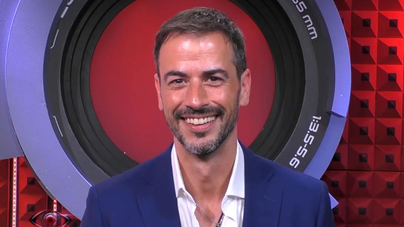 Iago Garcia stasera avrà un faccia a faccia con Shaila Gatta