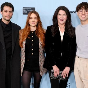 Twinless: Dylan O'Brien, Aisling Franciosi, Lauren Graham e James Sweeney ospiti del Sundance 2025