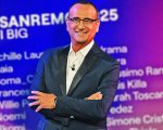 La guida a Sanremo 2025: i cantanti, gli ospiti, il programma delle serate e tutto quello che c'è da sapere