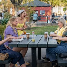 Kinda Pregnant: Brianne Howey, Amy Schumer, Lizze Broadway, Urzila Carlson, Jillian Bell in una foto