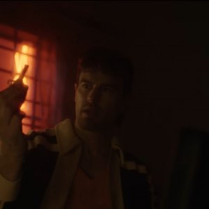 The Monkey: Theo James in una foto